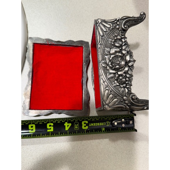 Vintage Silver Tone Footed Jewelry Box Victorian Lady Castle Red Velvet Lining - Picture 16 of 16